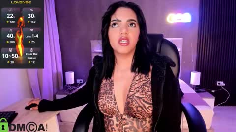 cristal__adams online show from October 2025 12:19:02 PM