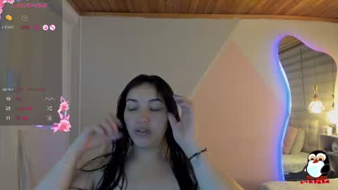 Snapshot of cristal__hot_1 chatting on June 2026 05:23:01 AM Cristal online show from June 2026 05:23:01 AM