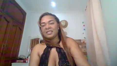 Snapshot of cristal_blanco chatting on February 2025 08:52:02 AM cristal online show from February 2025 08:52:02 AM