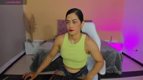 Cristal online show from October 2025 10:12:02 AM