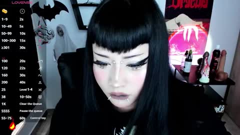Snapshot of cristal_kosh chatting on March 2026 08:25:02 PM Cris online show from March 2026 08:25:02 PM