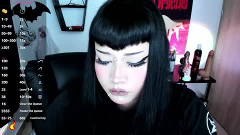 Snapshot of cristal_kosh chatting on March 2026 09:25:01 PM Cris online show from March 2026 09:25:01 PM