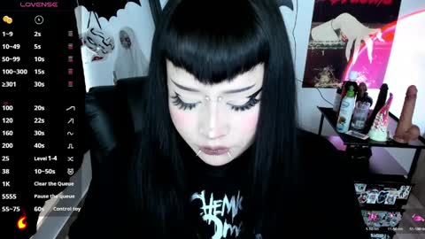 Snapshot of cristal_kosh chatting on April 2026 03:34:01 PM Cris online show from April 2026 03:34:01 PM
