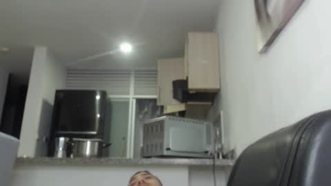 Snapshot of cristal_loverss chatting on March 2026 10:21:02 AM cristal beautiful online show from March 2026 10:21:02 AM