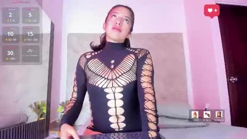 Snapshot of cristal_quintero chatting on June 2026 12:08:01 PM Cristal online show from June 2026 12:08:01 PM