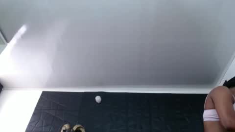 Snapshot of cristal_smith06 chatting on October 2025 03:21:02 PM Hanna online show from October 2025 03:21:02 PM