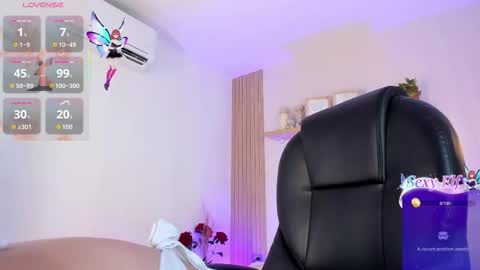 cristalfoxy_ online show from January 2026 07:28:02 PM