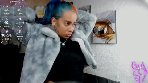   online show from December 2025 02:28:02 AM