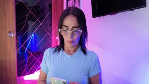 Snapshot of cristallmiller_ chatting on April 2026 02:31:01 AM cristal miller online show from April 2026 02:31:01 AM