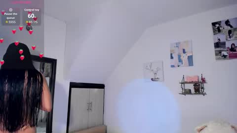 cristal online show from September 2025 01:00:02 PM