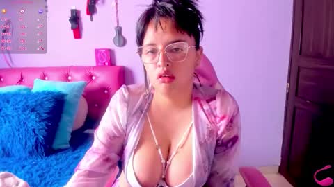 Natis online show from November 2025 12:05:02 PM