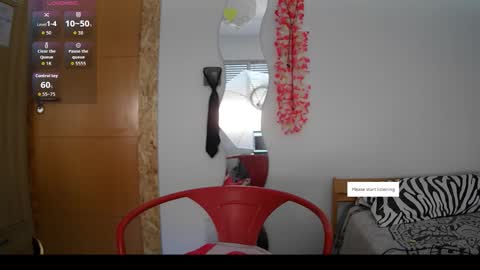 Snapshot of cristalvelvet chatting on October 2025 12:47:01 PM online show from October 2025 12:47:01 PM