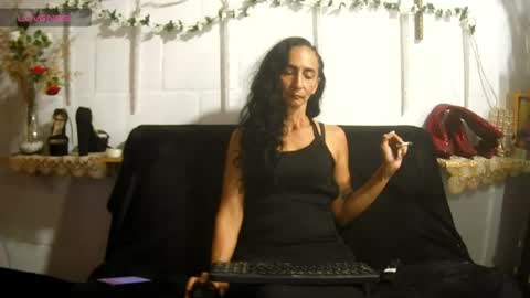 Snapshot of cristalvelvet chatting on July 2026 11:06:01 AM online show from July 2026 11:06:01 AM