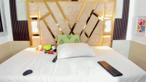 Snapshot of cristhinbrown chatting on December 2024 06:53:01 PM cristin online show from December 2024 06:53:01 PM