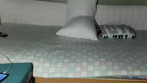 Snapshot of cristianrr184034 chatting on April 2026 04:01:01 PM cristianrr184034 online show from April 2026 04:01:01 PM