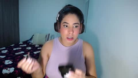 Cristina online show from November 2025 02:39:01 AM