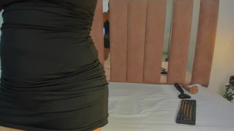 cristina_joy online show from November 2025 01:48:01 PM