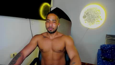 Snapshot of cristobal12cock chatting on November 2025 01:44:02 PM Cristian online show from November 2025 01:44:02 PM