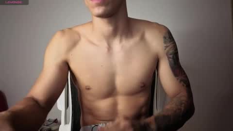 cristopher23  online show from March 2026 09:37:02 AM