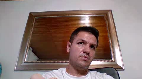 cristopher3042 online show from December 2025 09:44:01 PM