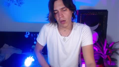 Snapshot of cristopher_069 chatting on January 2025 11:39:02 PM Cristopher online show from January 2025 11:39:02 PM