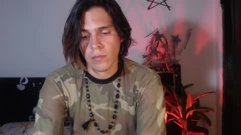 Snapshot of cristopher_069 chatting on January 2025 01:26:01 AM Cristopher online show from January 2025 01:26:01 AM