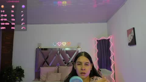 cristy_tay online show from April 2026 11:43:01 AM