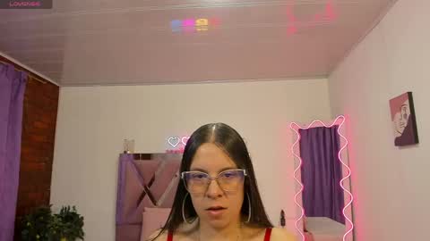 cristy_tay online show from April 2026 11:33:01 AM