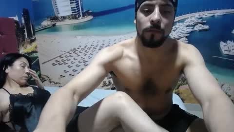 crisyoha4020 online show from September 2025 05:44:01 AM