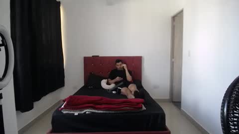 crisyoha4020 online show from November 2025 01:33:02 PM