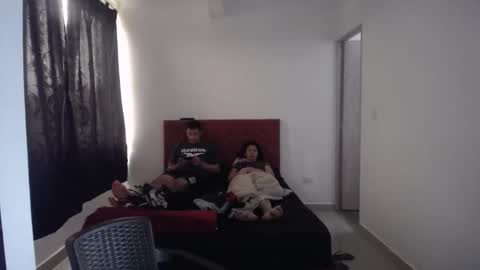 crisyoha4020 online show from November 2025 07:13:01 PM