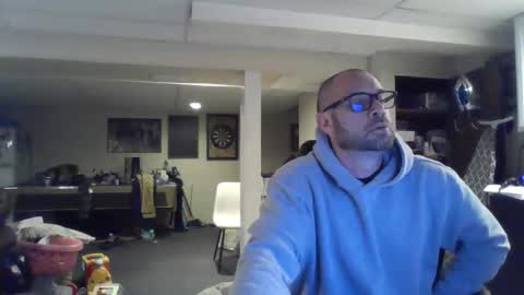 Snapshot of crm400 chatting on April 2026 04:20:02 AM billybasement online show from April 2026 04:20:02 AM