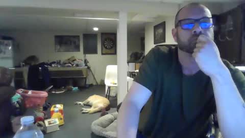 Snapshot of crm400 chatting on April 2026 02:59:02 AM billybasement online show from April 2026 02:59:02 AM