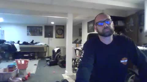 Snapshot of crm400 chatting on May 2026 01:00:01 AM billybasement online show from May 2026 01:00:01 AM