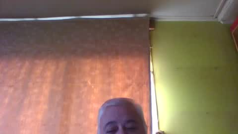 crmperez online show from May 2026 07:00:01 PM