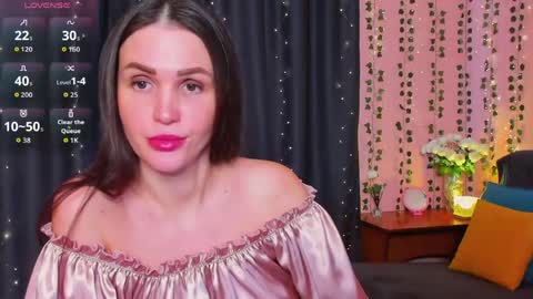 Snapshot of cross_the_line chatting on April 2026 08:01:02 AM xx Amina xx online show from April 2026 08:01:02 AM