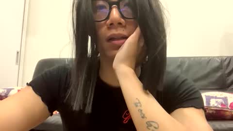 Anna online show from November 2025 10:25:02 AM