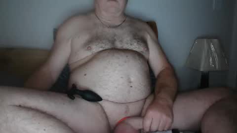 Snapshot of crowbarbi chatting on November 2025 12:37:02 PM Crowbarbi online show from November 2025 12:37:02 PM