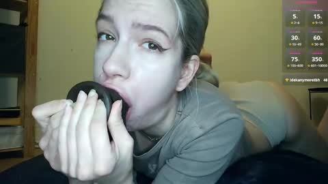 Snapshot of cruellagoth chatting on April 2026 03:53:01 PM Cruella online show from April 2026 03:53:01 PM