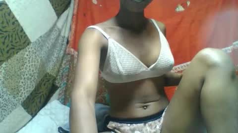 Snapshot of crush069 chatting on September 2025 04:28:01 AM crush069 online show from September 2025 04:28:01 AM