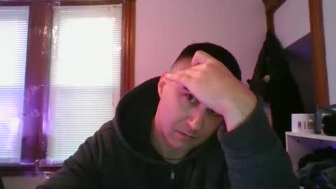 Crush380 online show from December 2024 08:18:01 PM