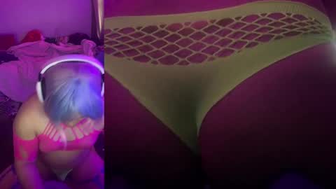 ChrysiCreambunnmommy online show from November 2025 07:37:01 PM