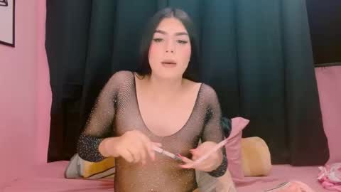 Snapshot of crystal420_ chatting on January 2026 04:50:02 AM Instagram cristal espinosa1 online show from January 2026 04:50:02 AM