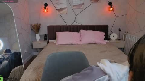 Snapshot of crystal__lacee chatting on April 2026 01:05:02 AM Crystal Lacee online show from April 2026 01:05:02 AM