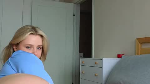 Cassie control  domi and lush  in private for free online show from September 2025 06:35:02 AM