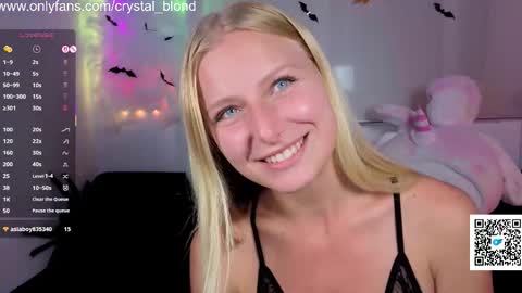 Crystal online show from October 2025 07:25:02 PM