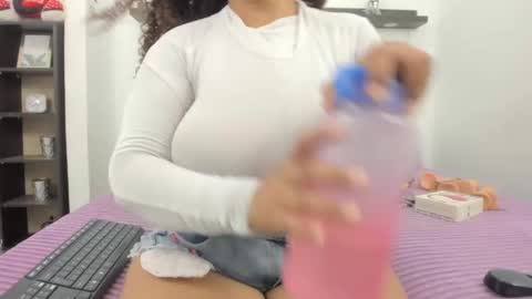 Snapshot of crystal_butterfly1 chatting on February 2025 11:21:01 AM crystal_butterfly1 online show from February 2025 11:21:01 AM