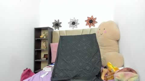 Snapshot of crystal_butterfly1 chatting on February 2025 02:42:01 PM crystal_butterfly1 online show from February 2025 02:42:01 PM