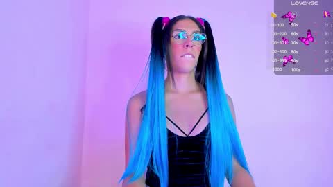 CRYSTAL online show from October 2025 02:22:02 AM