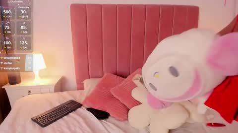  Crystal  online show from February 2025 07:27:02 AM